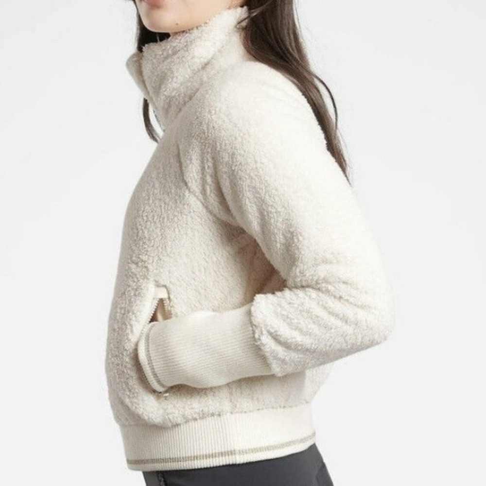 BNWT Athleta Tugga Sherpa Cropped Bomber Jacket XL Natural Beige Cream - Picture 12 of 14